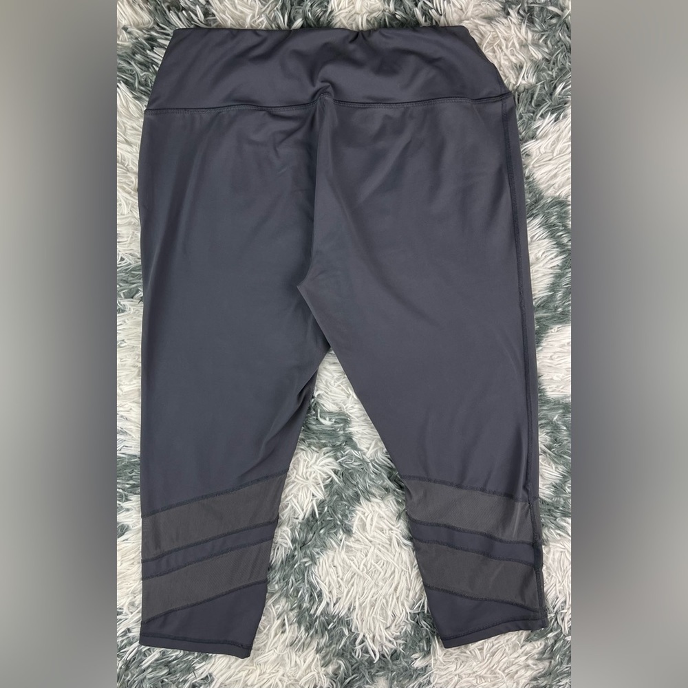 Torrid Active Women's Dark Gray Leggings Size 2 - Picture 2 of 11